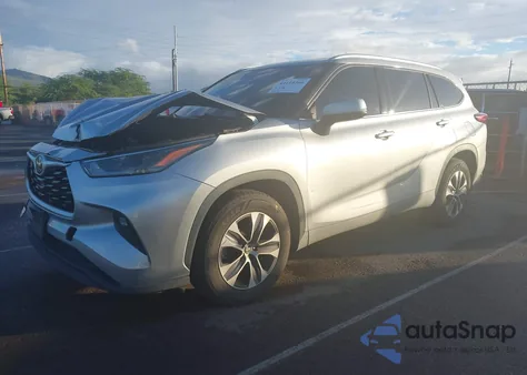 2021 Toyota Highlander Xle из США, поврежденный, VIN 5TDGZRAH1MS050163